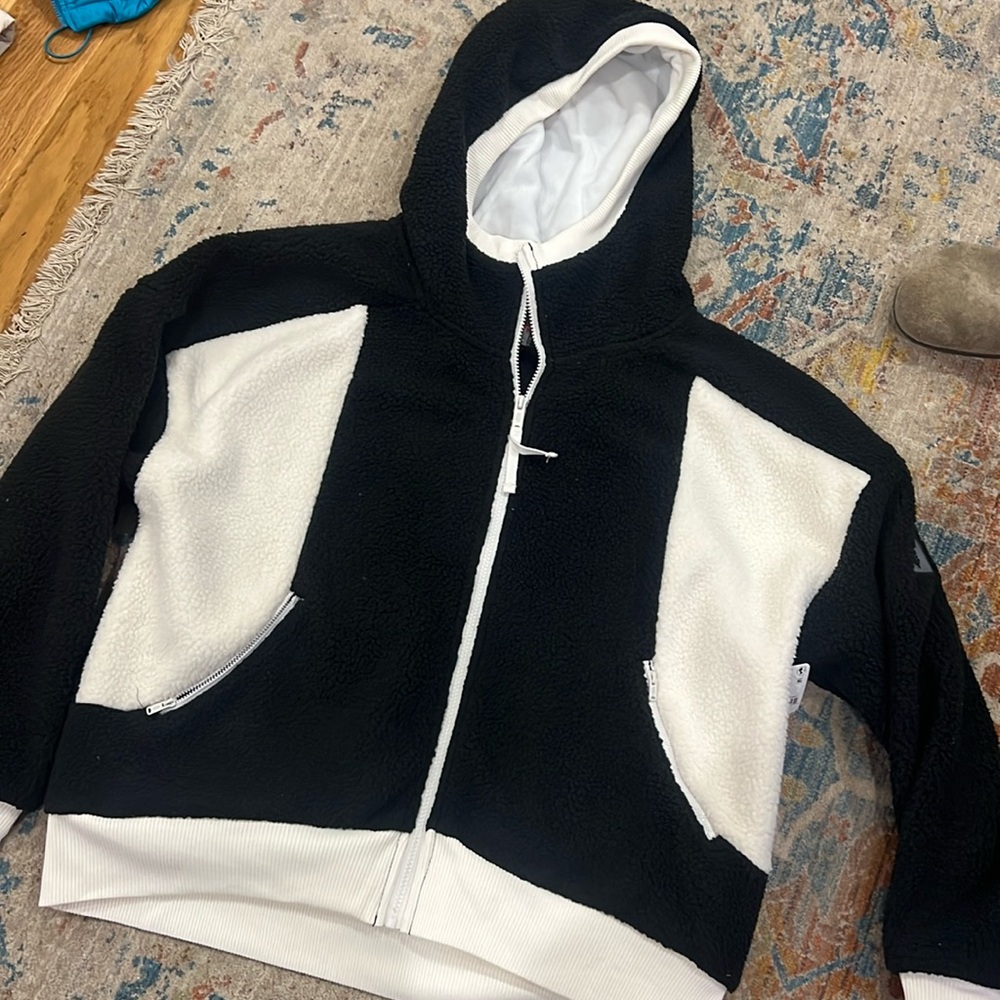 NWT FP Movement hit the slopes fleece hoodie black / white medium
